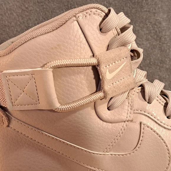 Nike Women's Air Force 1 High Utility 2.0, Size 10.5 - Picture 10 of 12